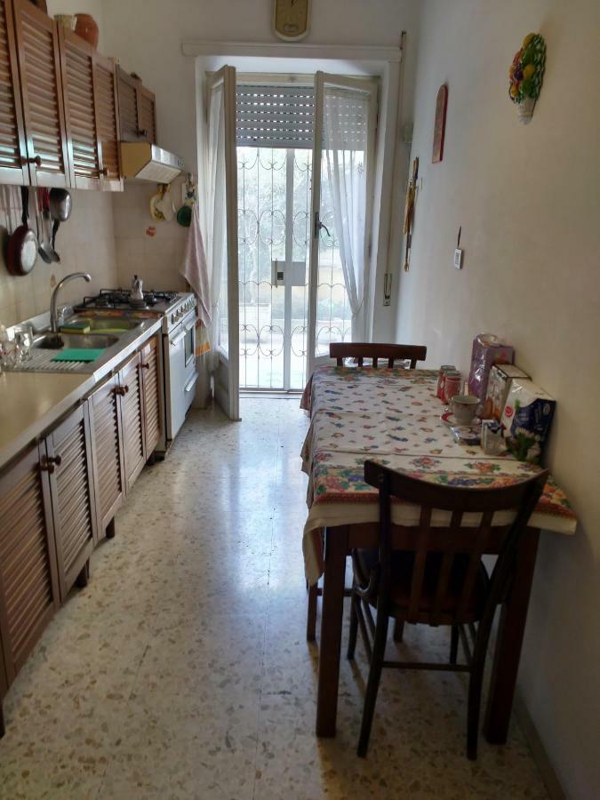 דירות רומא Adrian House מראה חיצוני תמונה
